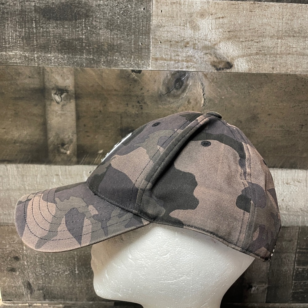 Adidas Camouflage Hat Cap Metal Logo Adjustable Strapback Casual Outdoors - Picture 4 of 8